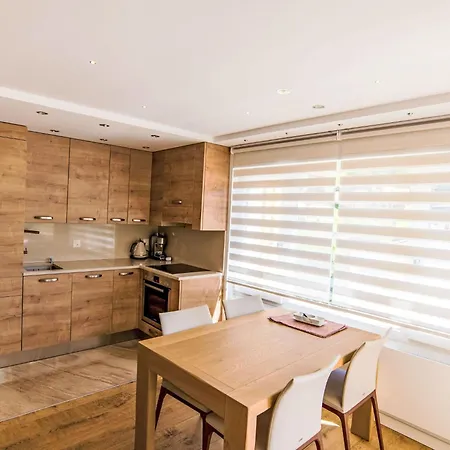 Cristal-9 By Interhome *